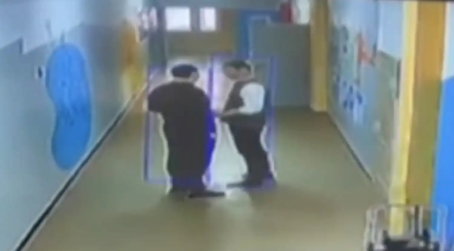 Қосшыда мектептің екі мұғалімі төбелесіп қалды