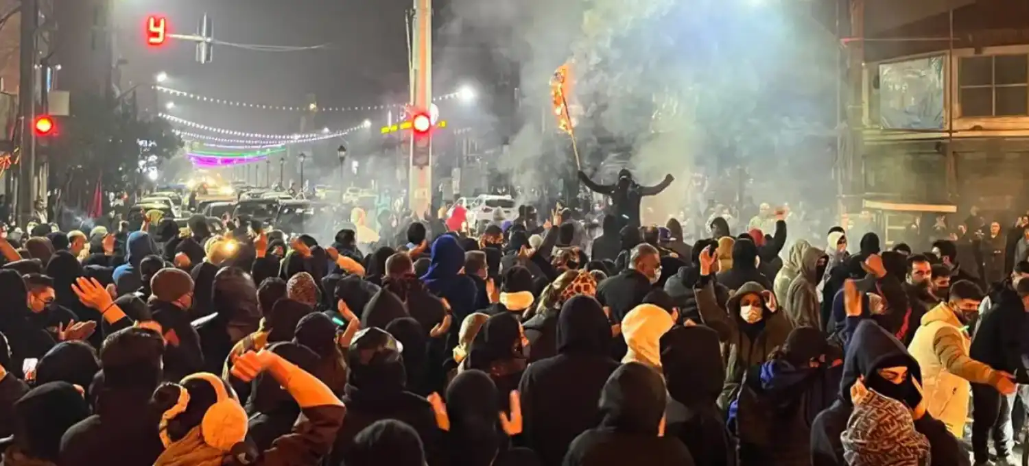 Иранда ереуіл кезінде 500-ден астам адам қаза тапты