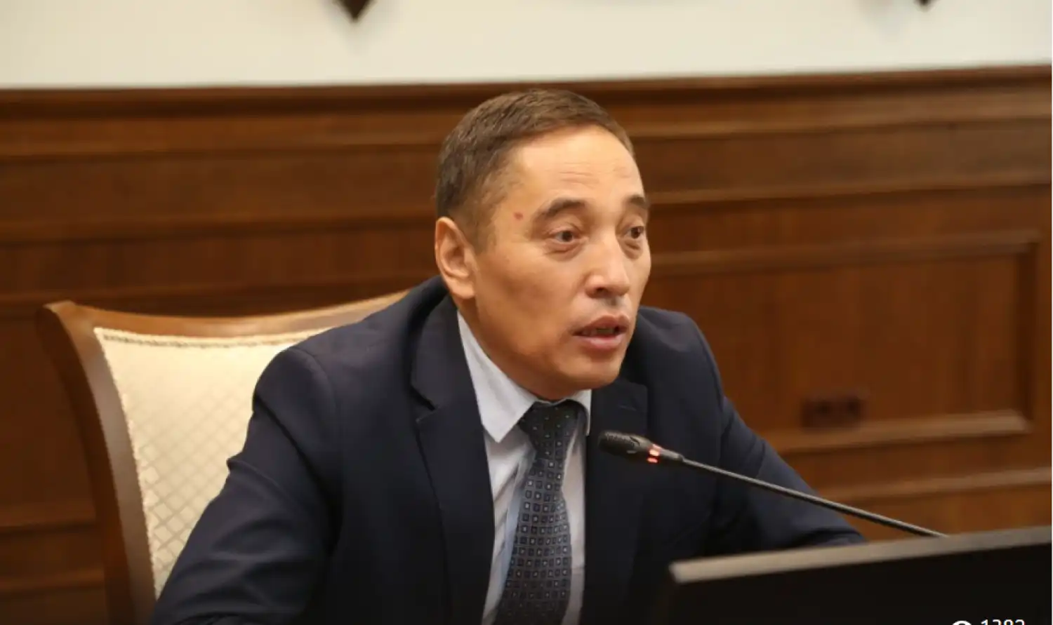 Дихан Қамзабекұлы білім жүйесіндегі зайырлылық пен мәдениеттің Ата Заңда нақты айқындауды ұсынды