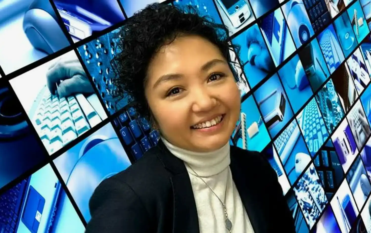 Ақпарат тарату құқығы басқа адамдардың құқығы мен қадір-қасиетіне нұқсан келтірмеуі тиіс – «Әділ сөз»