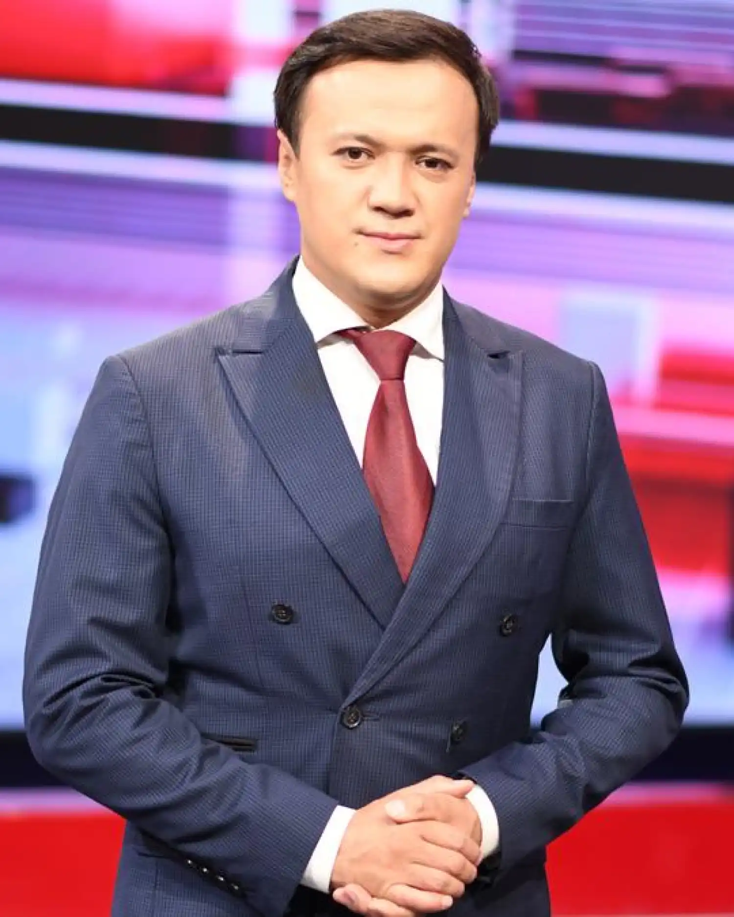 «Тілден айрылып қалатындай шулатудың қажеті жоқ» – танымал журналист тіл туралы бапты талдап берді