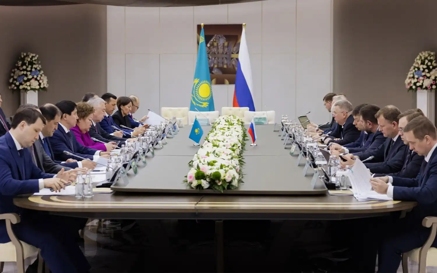 Қазақстан мен Ресей ауыл шаруашылығы өнімдеріне қойылған шектеулерді талқылады